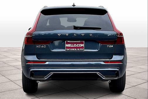 2026 Volvo XC60 Plug-In Hybrid T8 Plus