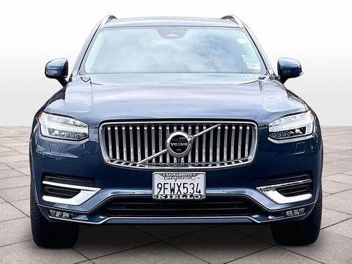 2023 Volvo XC90 B6 Plus 7-Seater