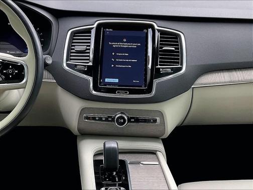 2023 Volvo XC90 B6 Plus 7-Seater