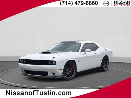White Knuckle Clearcoat 2022 Dodge Challenger R/T Scat Pack