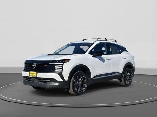 Aspen White Tricoat 2026 Nissan Kicks SR