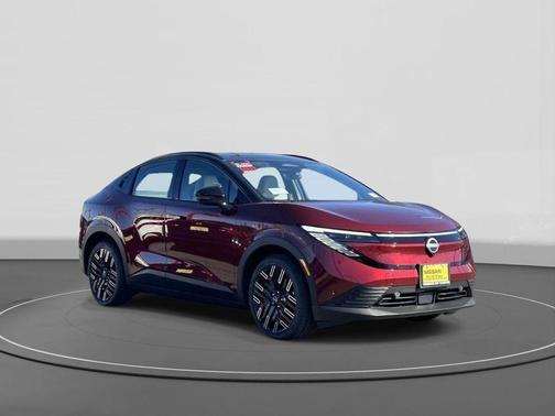 Coulis Red Metallic/Black 2026 Nissan Leaf PLATINUM+