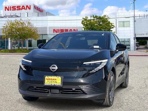 Black Diamond Pearl 2026 Nissan Leaf S+