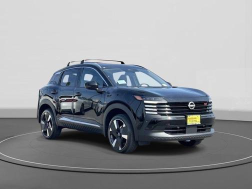 Super Black 2026 Nissan Kicks SR