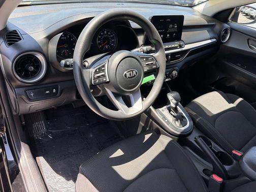 Aurora Black 2021 Kia Forte LXS