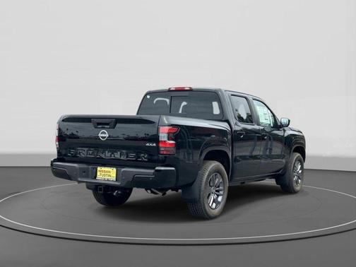 Super Black 2026 Nissan Frontier SV