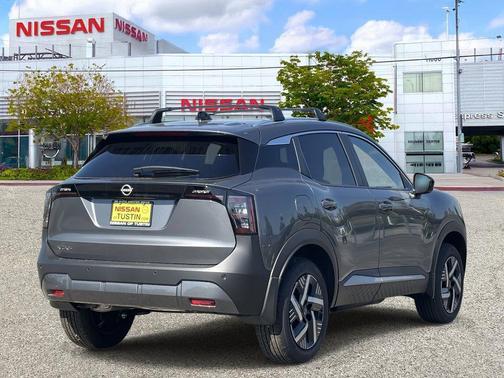 Gun Metallic 2026 Nissan Kicks SV