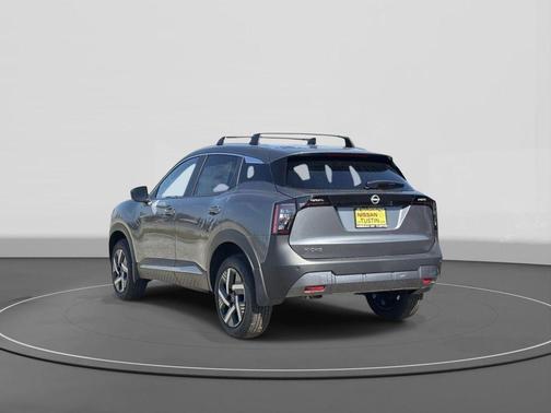 Gun Metallic 2026 Nissan Kicks SV