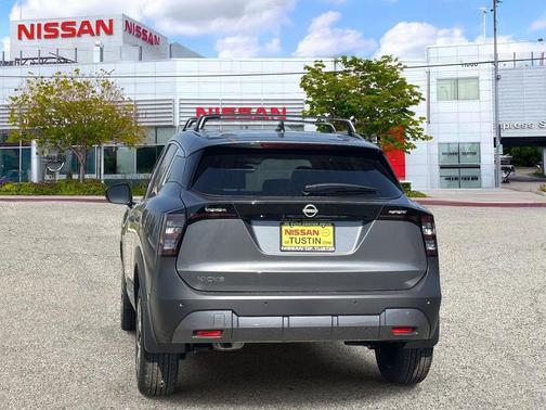 Gun Metallic 2026 Nissan Kicks SV