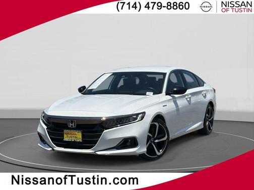 Platinum White Pearl 2022 Honda Accord Hybrid Sport