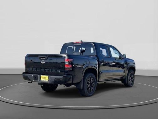 Super Black 2026 Nissan Frontier SV