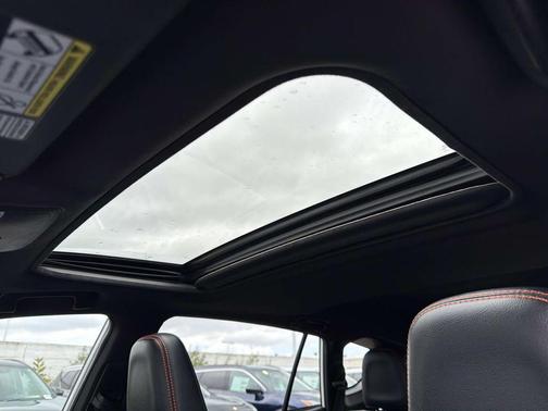 Super White 2016 Toyota RAV4 SE
