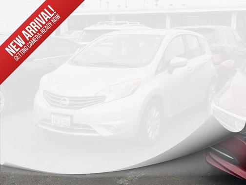 Brilliant Silver Metallic 2015 Nissan Versa Note S Plus