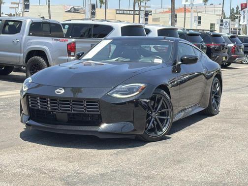 Black Diamond Pearl 2025 Nissan Z Performance Automatic Transmission