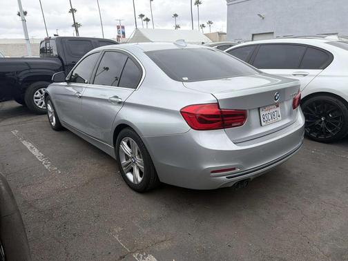 Glacier Silver Metallic 2017 BMW 330 i