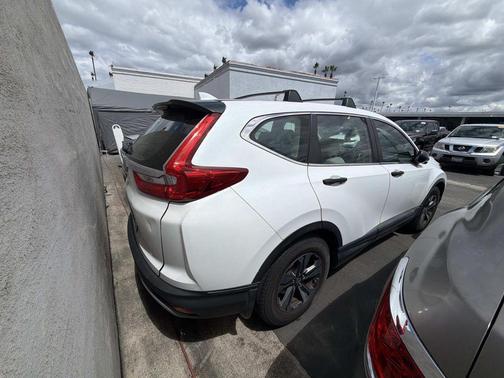 Platinum White Pearl 2019 Honda CR-V LX