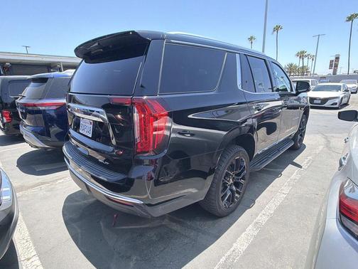 Onyx Black 2022 GMC Yukon SLT
