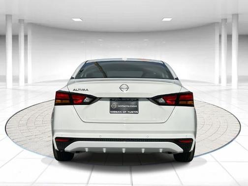Glacier White 2025 Nissan Altima S