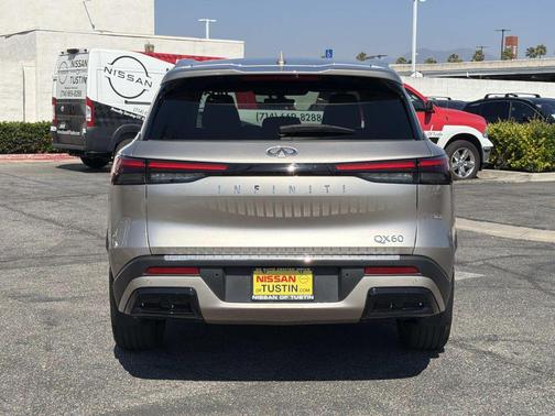 Warm Titanium 2023 INFINITI QX60 Luxe