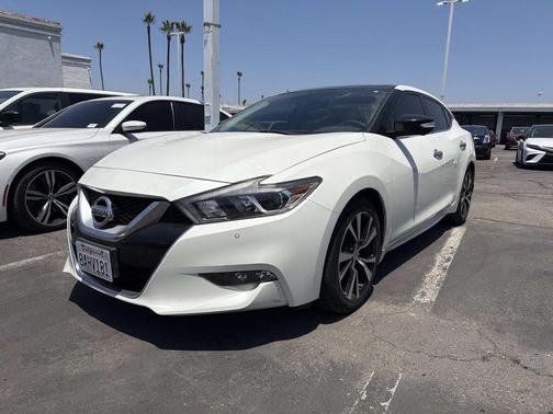 Pearl White 2017 Nissan Maxima 3.5 Platinum