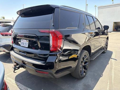 Onyx Black 2021 GMC Yukon SLE