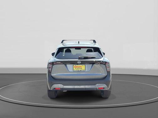Gun Metallic 2026 Nissan Kicks SV