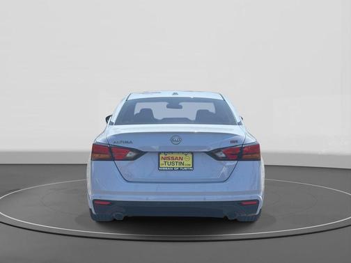 Gray Sky Pearl 2024 Nissan Altima SR FWD