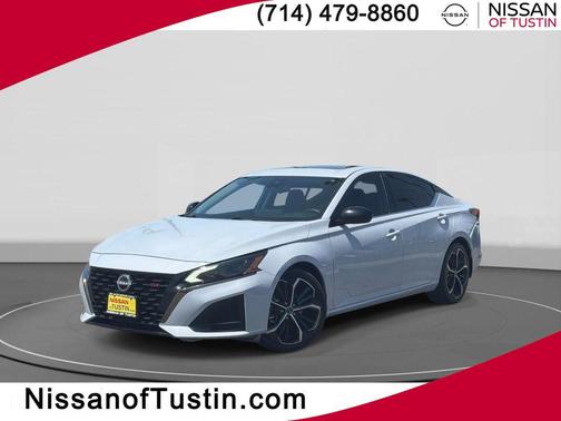 Gray Sky Pearl 2024 Nissan Altima SR FWD