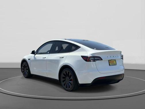 2023 Tesla Model Y Performance Dual Motor All-Wheel Drive