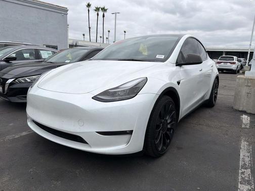 2023 Tesla Model Y Performance Dual Motor All-Wheel Drive