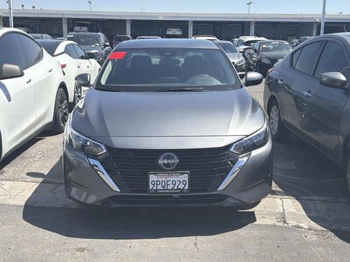 Gun Metallic 2025 Nissan Sentra SV