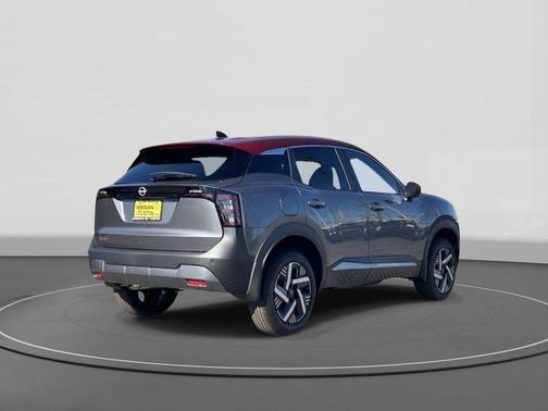 Gun Metallic/Scarlet Ember Tintcoat 2026 Nissan Kicks SV