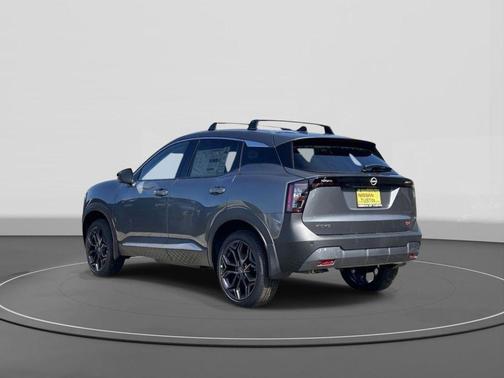 Gun Metallic 2026 Nissan Kicks SR