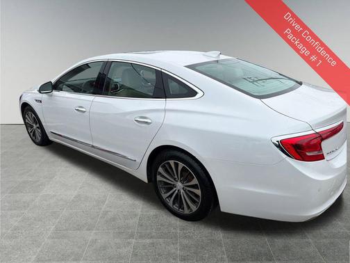 2017 Buick LaCrosse Essence