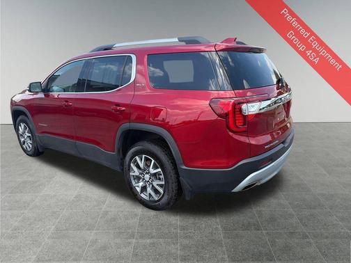 Volcanic Red Tintcoat 2023 GMC Acadia AWD SLT