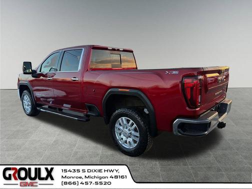 2022 GMC Sierra 2500 SLT