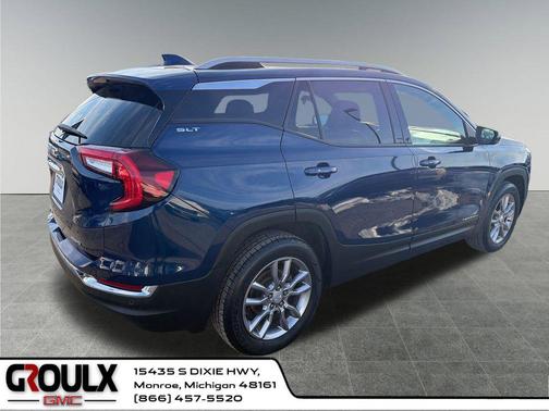 2022 GMC Terrain SLT