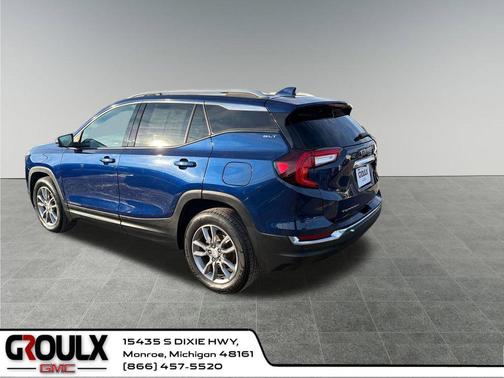 2022 GMC Terrain SLT