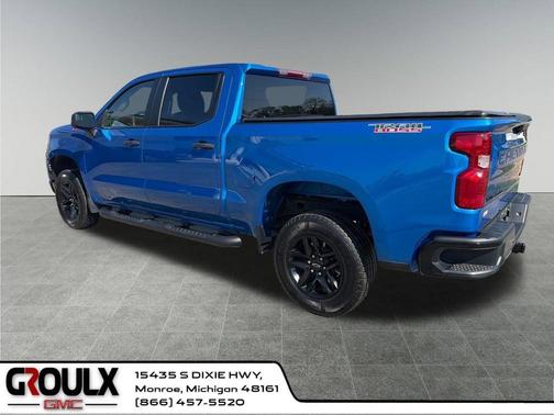 Glacier Blue Metallic 2022 Chevrolet Silverado 1500 Custom Trail Boss