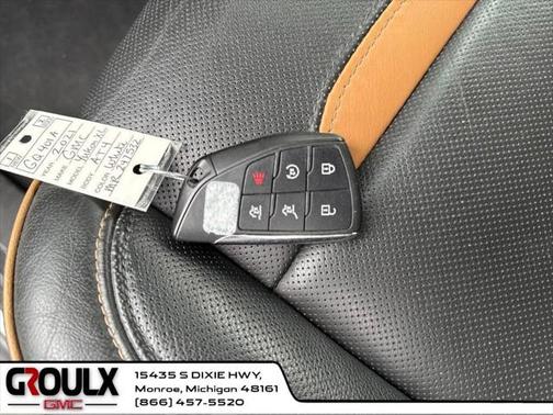 2021 GMC Yukon XL 4WD AT4