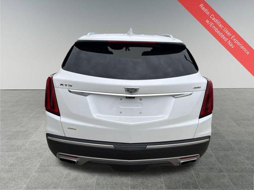 Crystal White Tricoat 2023 Cadillac XT5 Premium Luxury