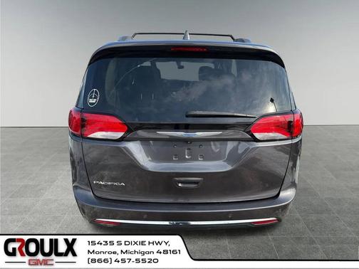 2018 Chrysler Pacifica Touring-L