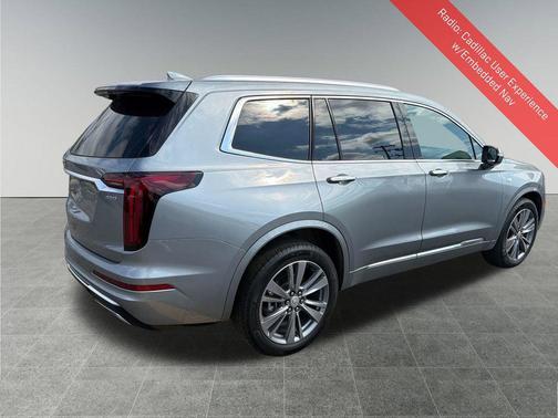 Argent Silver Metallic 2024 Cadillac XT6 Premium Luxury AWD