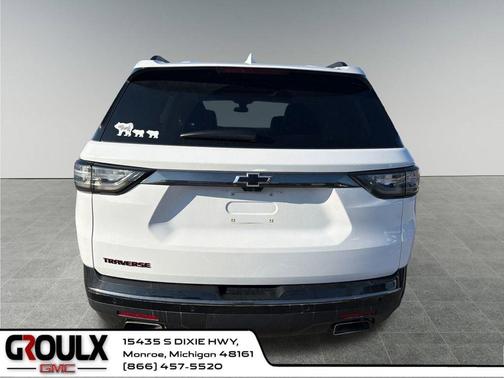 Summit White 2019 Chevrolet Traverse Premier