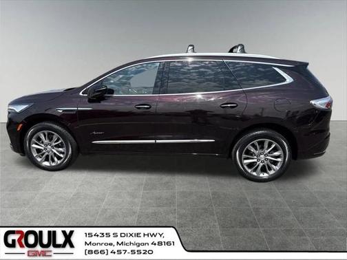 2022 Buick Enclave AWD Avenir