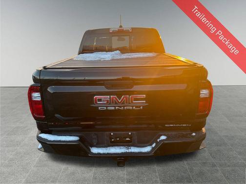 2024 GMC Canyon Denali