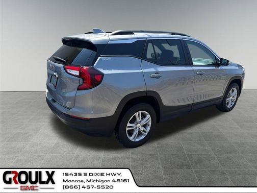 Sterling Metallic 2023 GMC Terrain SLE