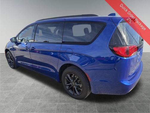 2020 Chrysler Pacifica L