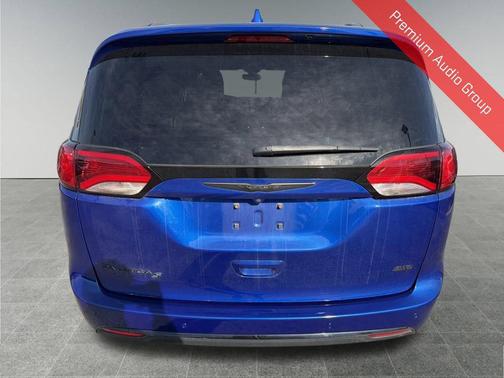 2020 Chrysler Pacifica L