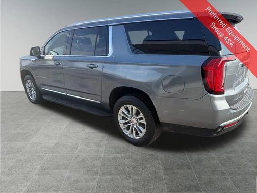 2022 GMC Yukon XL SLT